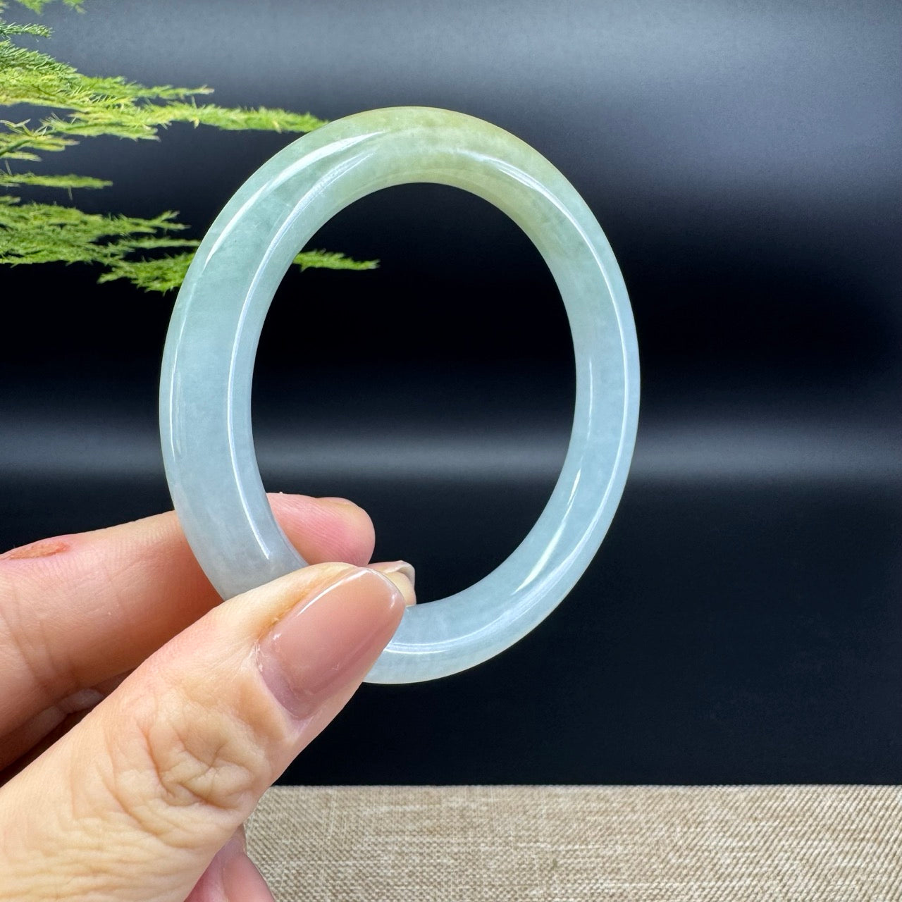 Genuine Burmese Yellow Green Jade Jadeite Bangle Bracelet ( 57.5mm )