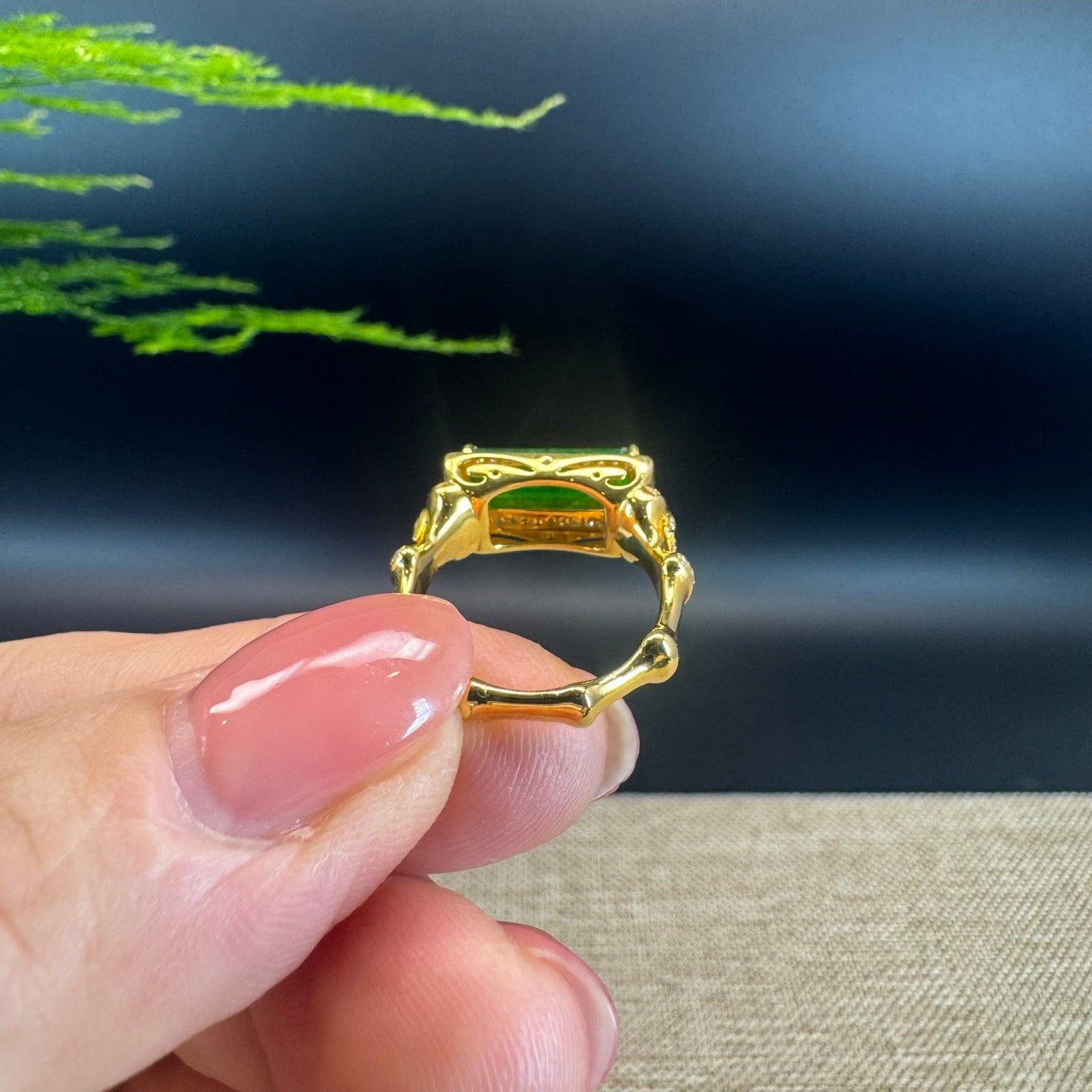 RealJade® "Signature Signet" 18K Yellow Gold  Imperial Jadeite Jade Classic Ring