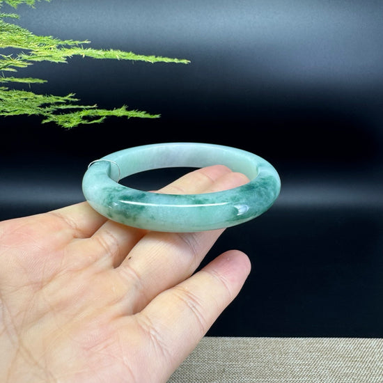 Genuine Burmese Green Jade Jadeite Bangle Bracelet ( 57.1mm )