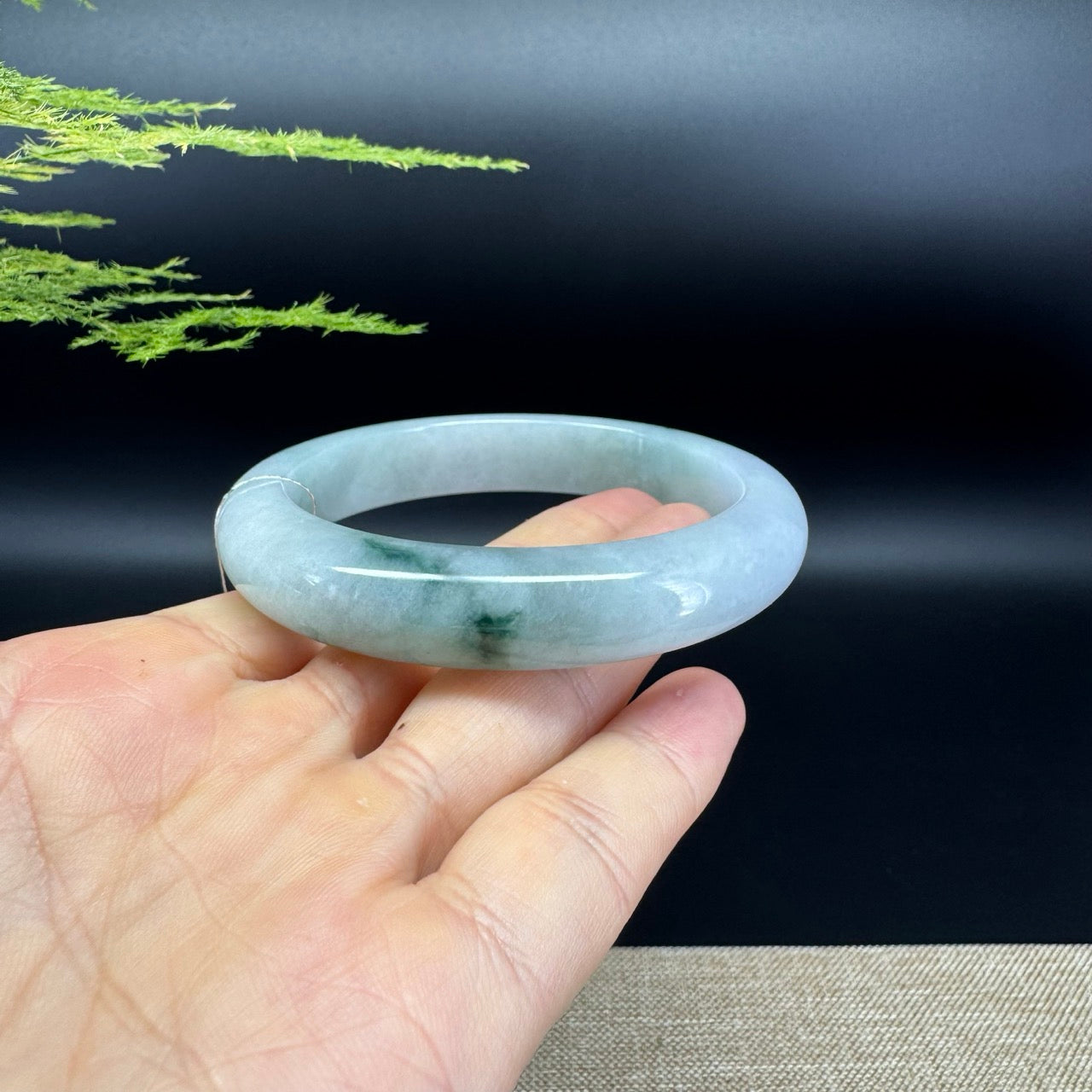 Genuine Burmese Green Jade Jadeite Bangle Bracelet ( 59.8mm )