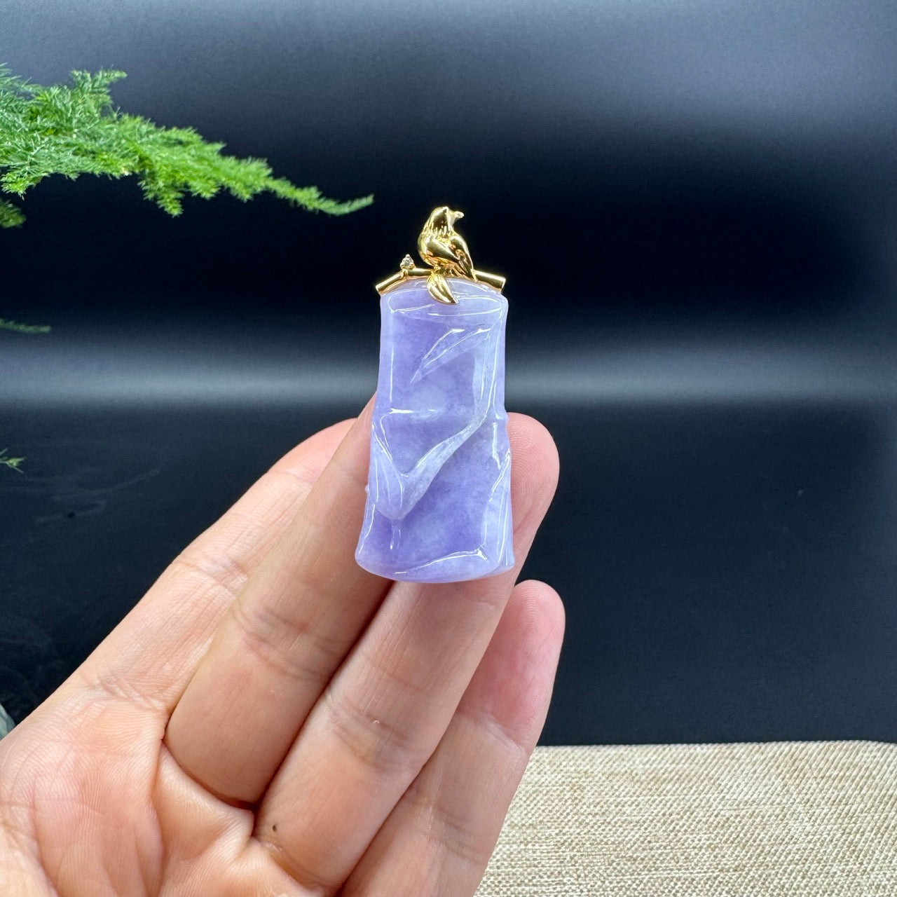 18k Yellow Gold Genuine Burmese Jadeite Bamboo Pendant Necklace With Diamond