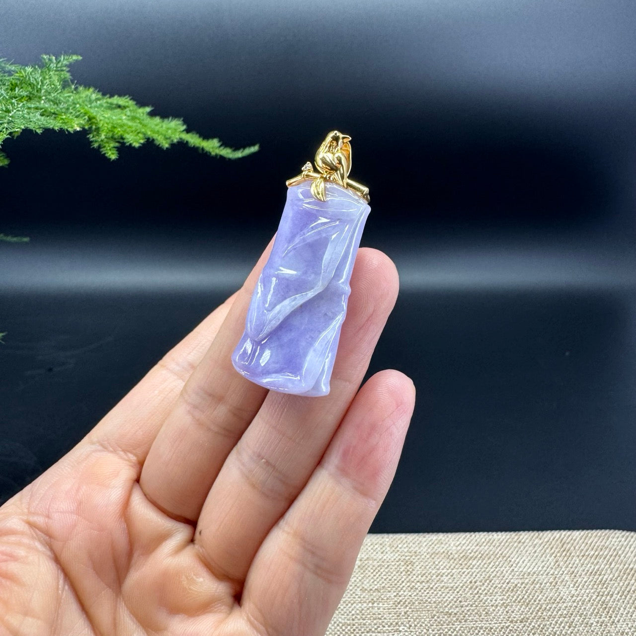 18k Yellow Gold Genuine Burmese Jadeite Bamboo Pendant Necklace With Diamond