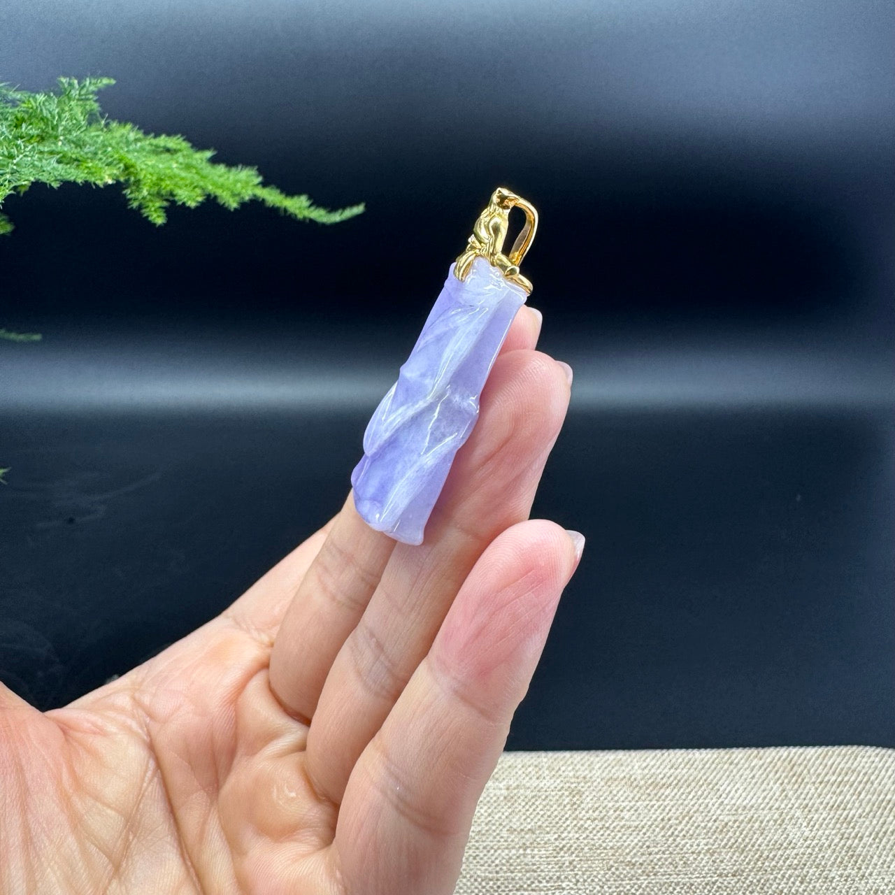 18k Yellow Gold Genuine Burmese Jadeite Bamboo Pendant Necklace With Diamond