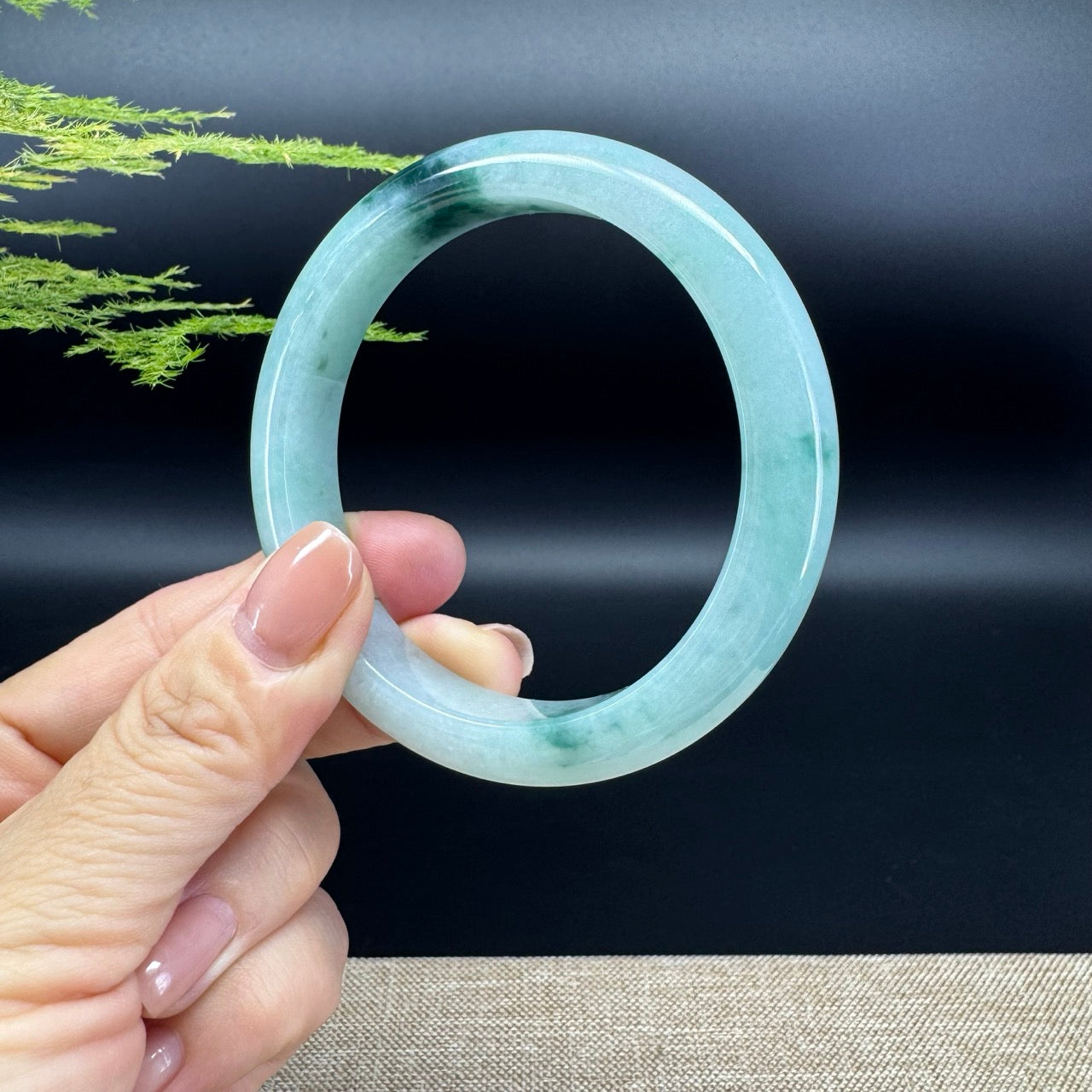 Genuine Burmese Green Jade Jadeite Bangle Bracelet ( 59.1mm )