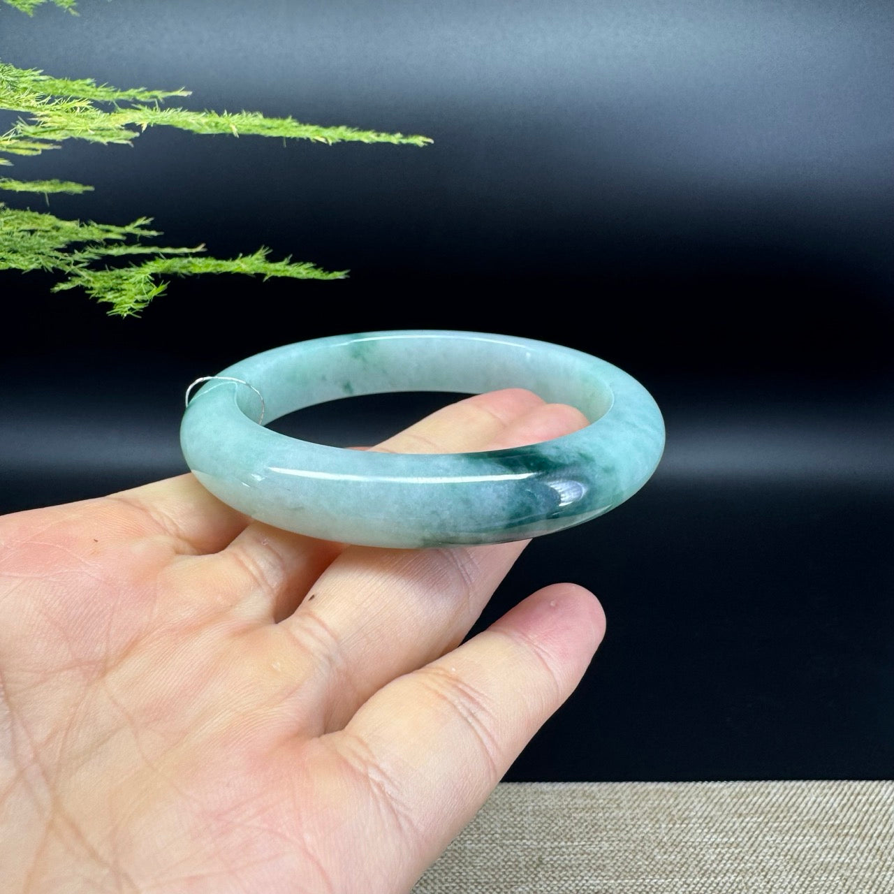 Genuine Burmese Green Jade Jadeite Bangle Bracelet ( 59.1mm )