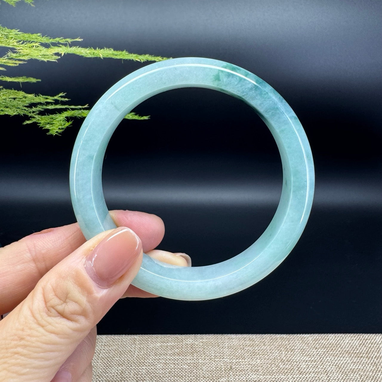 Genuine Burmese Green Jade Jadeite Bangle Bracelet ( 59.1mm )
