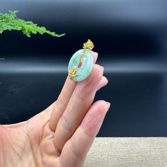 "Good Luck Button" Apple Green Jadeite Jade Lucky KouKou Pendant With 18K Yellow Gold Bail