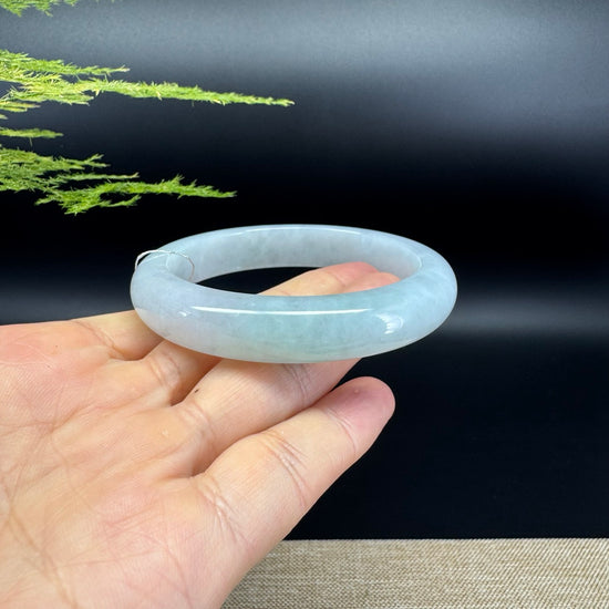 Genuine Burmese Icy Green Jadeite Jade Bangle Bracelet ( 58.5mm )