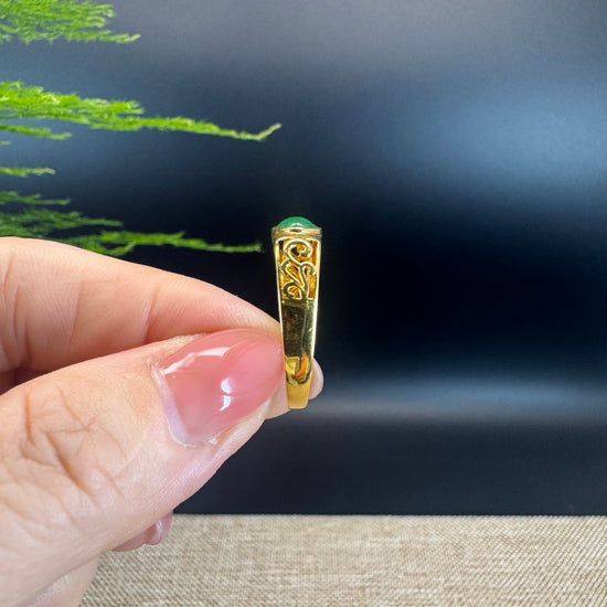 RealJade® "Signature Signet" 18K Yellow Gold  Green Jadeite Jade Ring