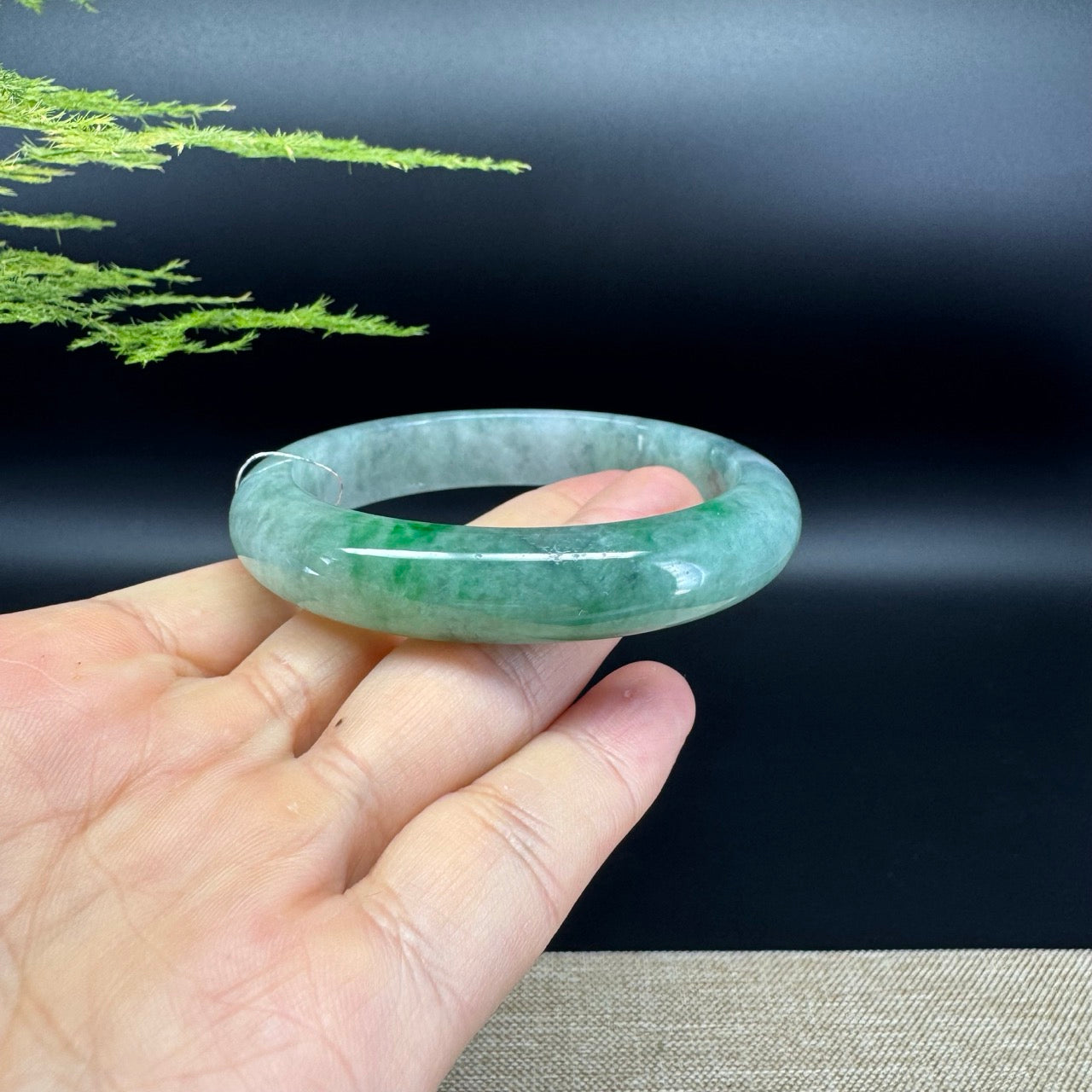 Genuine Burmese Green Jadeite Jade Bangle Bracelet ( 58mm )
