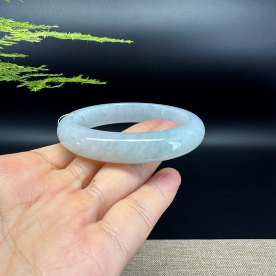 Genuine Burmese Icy Green Jadeite Jade Bangle Bracelet ( 58.6mm )