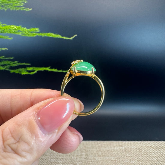 RealJade® "Signature Signet" 18K Yellow Gold Green Imperial Jadeite Jade Classic Ring