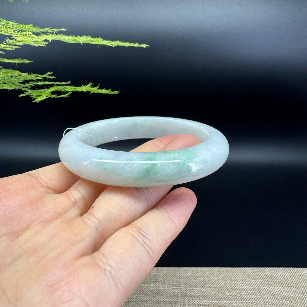 Genuine Burmese Green Jade Jadeite Bangle Bracelet ( 58.9mm )