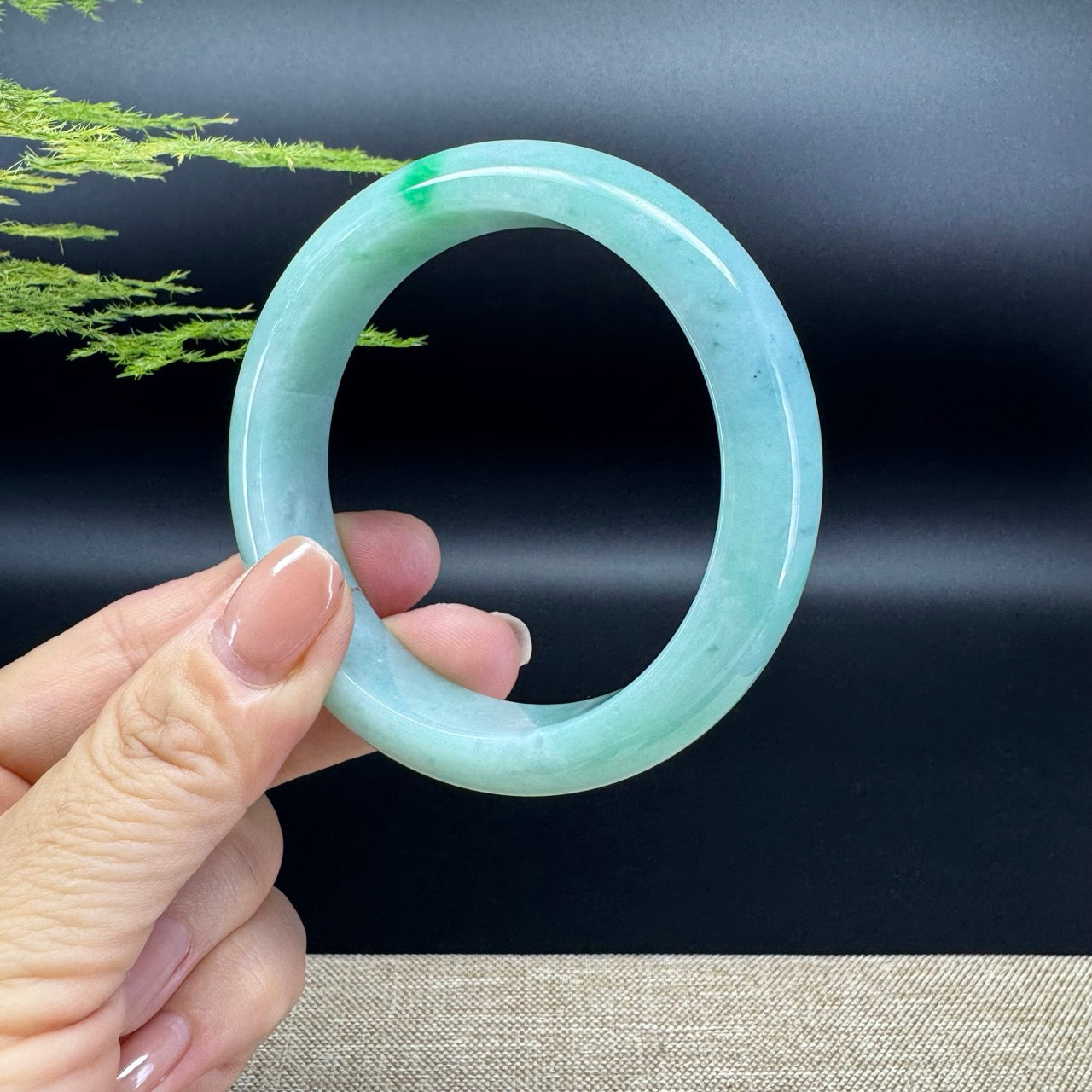 Genuine Burmese Green Jade Jadeite Bangle Bracelet ( 58.1mm )