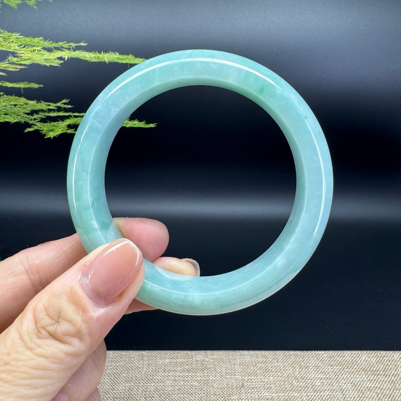 Genuine Burmese Green Jade Jadeite Bangle Bracelet ( 58.1mm )