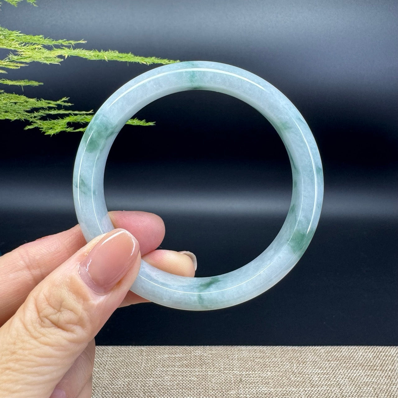 Genuine Burmese White Green Jade Jadeite Bangle Bracelet ( 58.4mm )