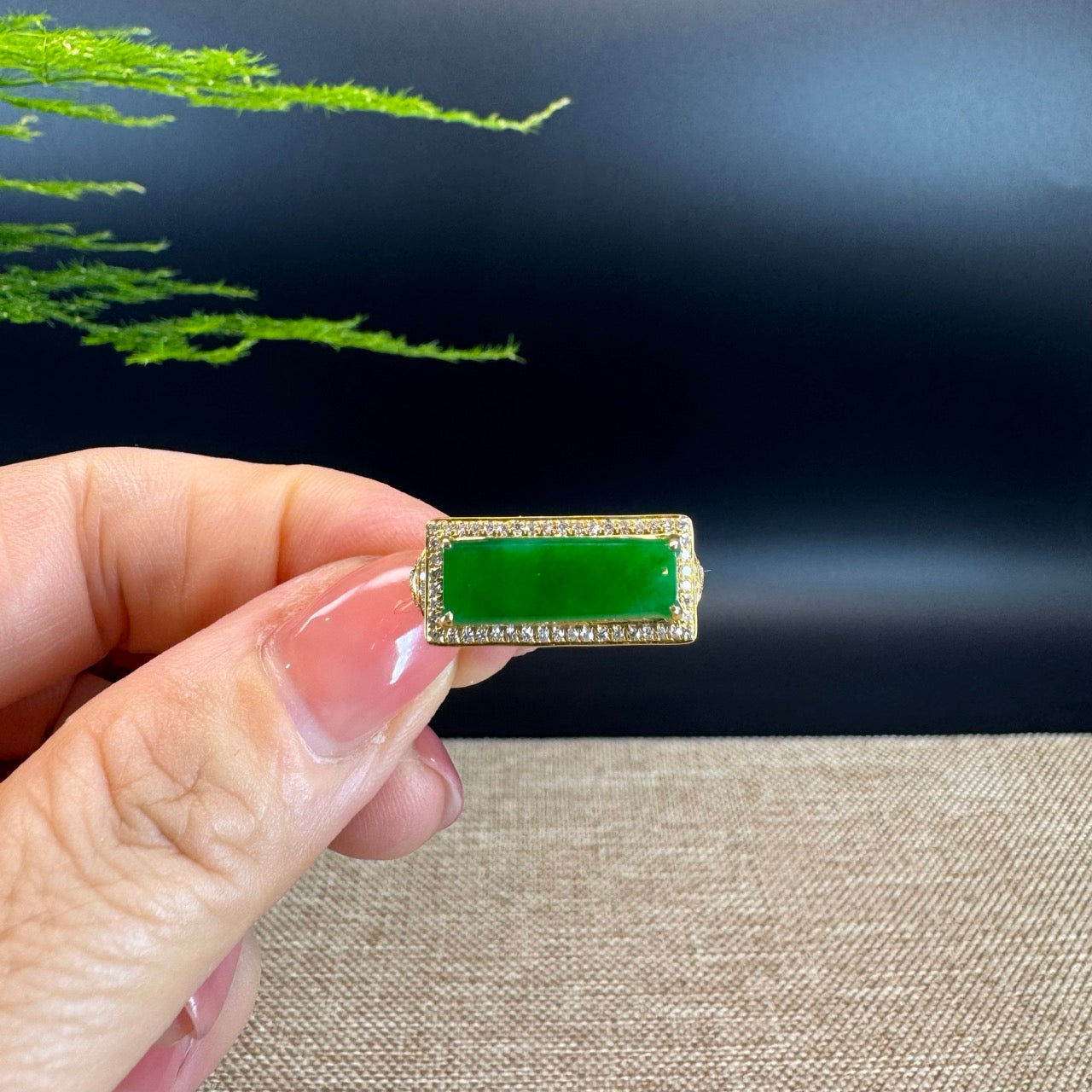 RealJade® "Signature Signet" 18K Yellow Gold  Imperial Jadeite Jade Classic Ring