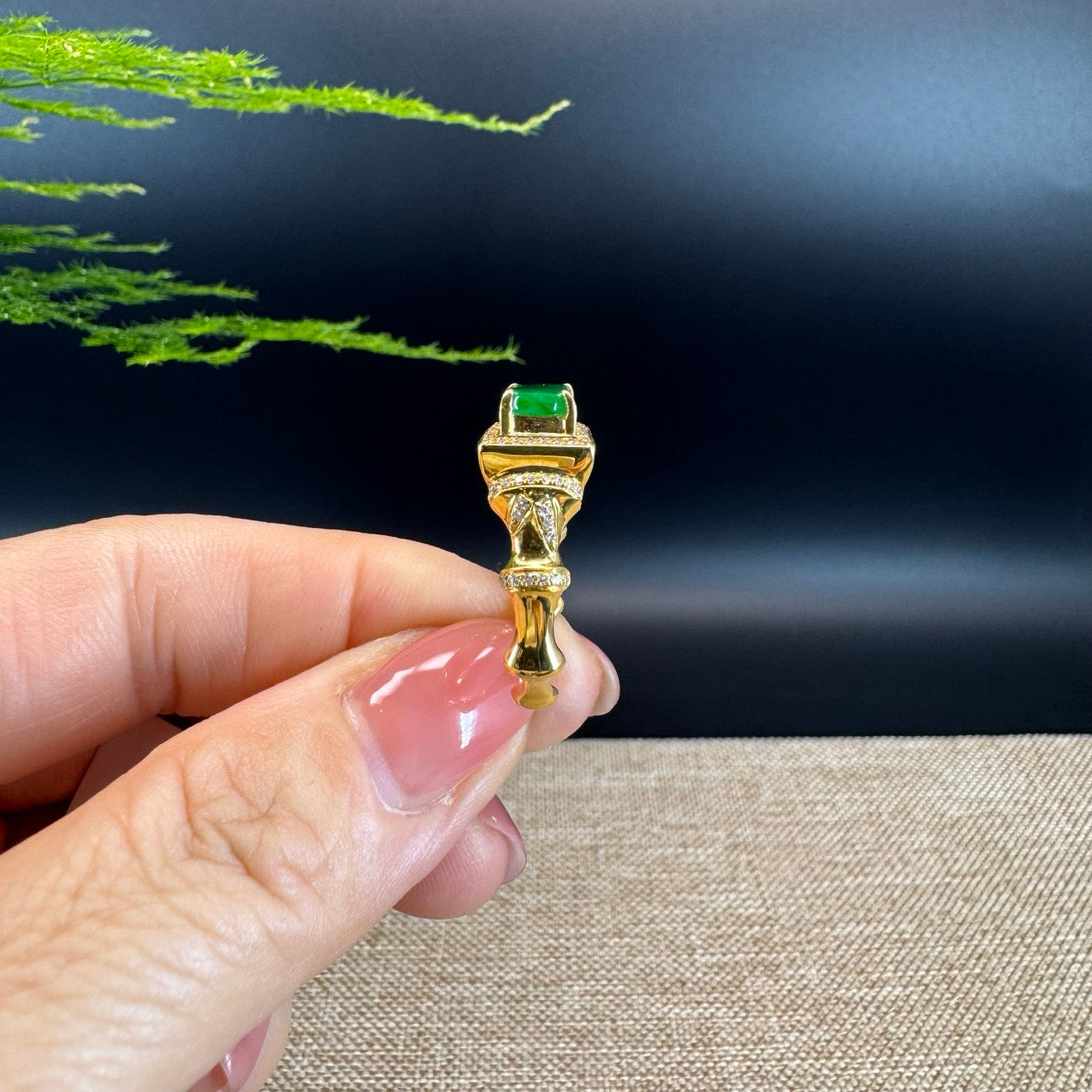 RealJade® "Signature Signet" 18K Yellow Gold  Imperial Jadeite Jade Classic Ring