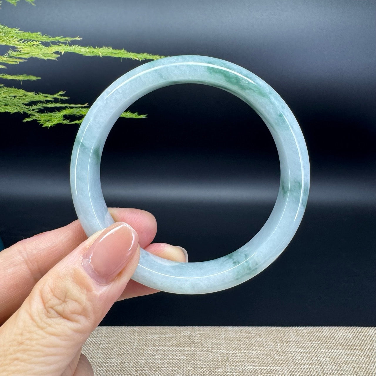 Genuine Burmese White Green Jade Jadeite Bangle Bracelet ( 58.4mm )