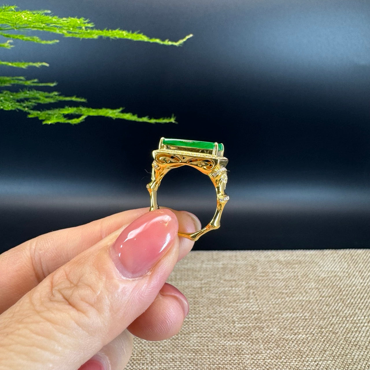 RealJade® "Signature Signet" 18K Yellow Gold  Imperial Jadeite Jade Classic Ring