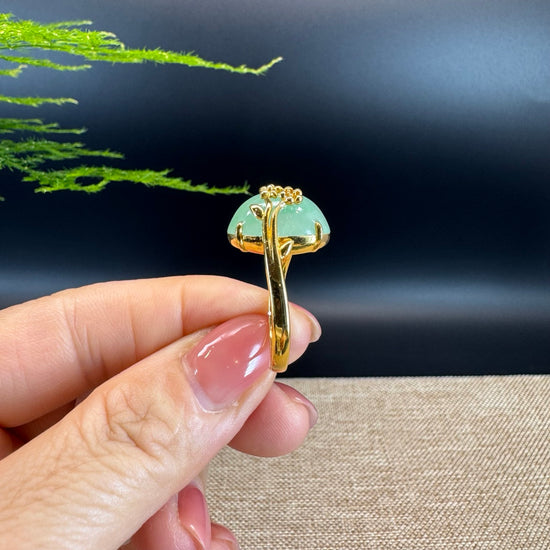 RealJade® "Signature Signet" 18K Yellow Gold Icy Green Jadeite Jade Classic Ring