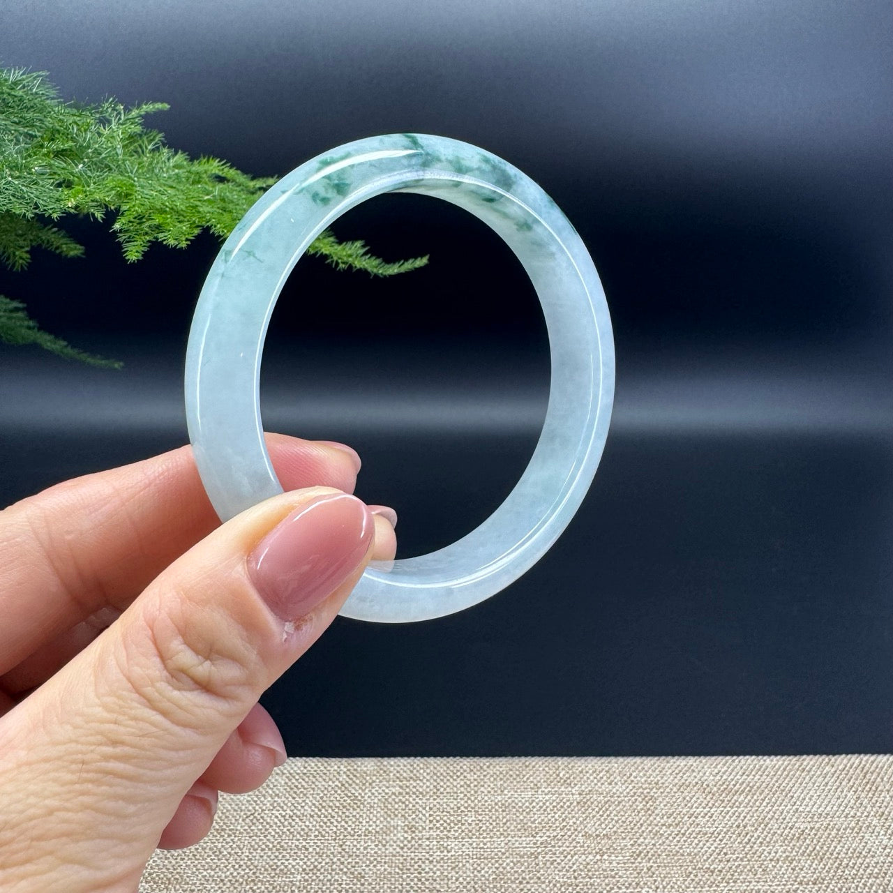 Genuine Burmese Green Jade Jadeite Bangle Bracelet ( 57.5mm )