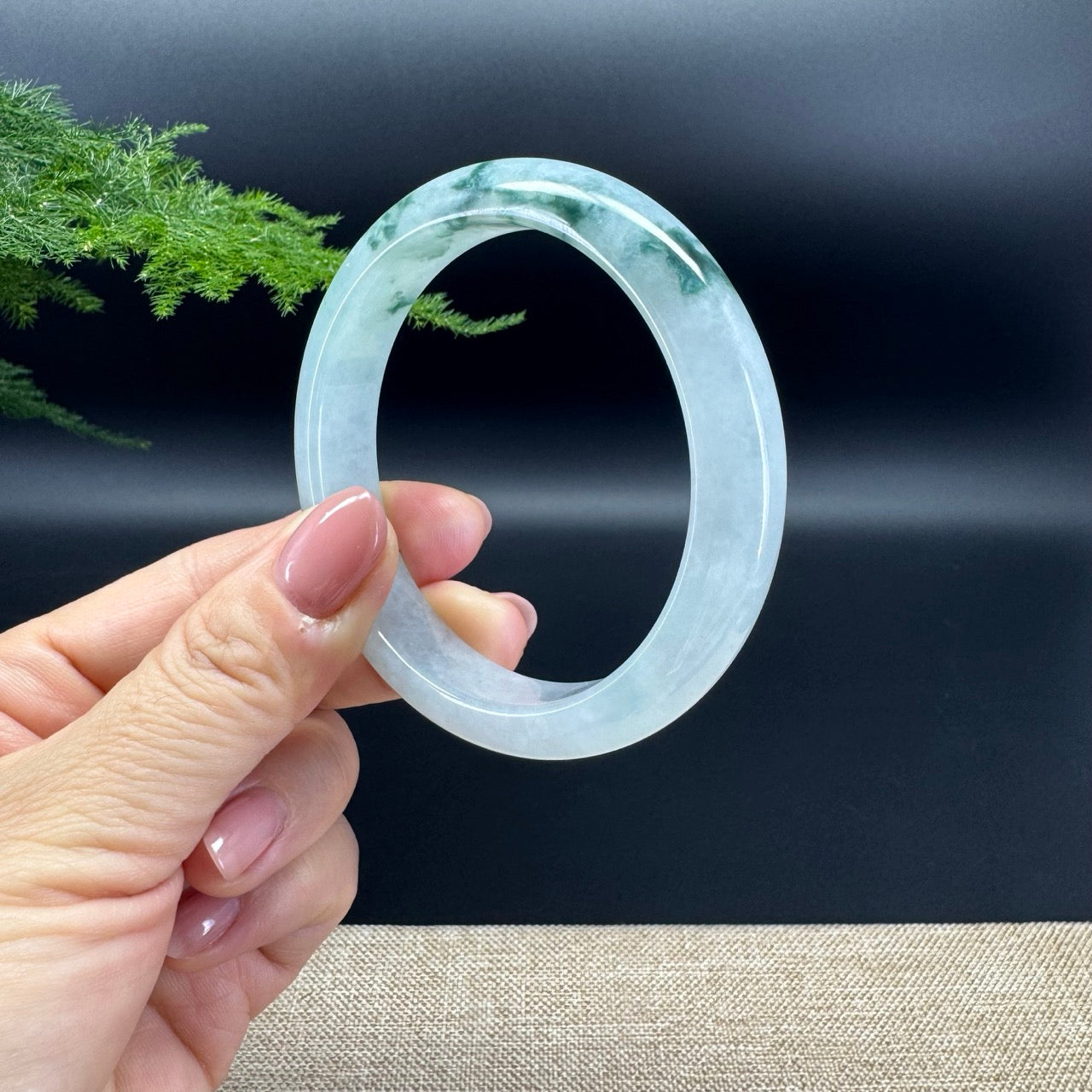 Genuine Burmese Green Jade Jadeite Bangle Bracelet ( 57.5mm )