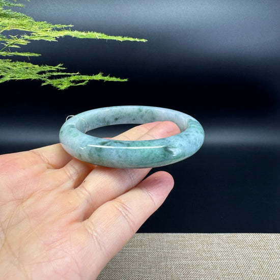 Genuine Burmese Green Jade Jadeite Bangle Bracelet ( 59.5mm )