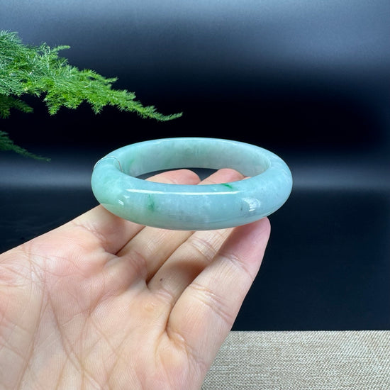 Genuine Burmese Green Jade Jadeite Bangle Bracelet ( 59.1mm )