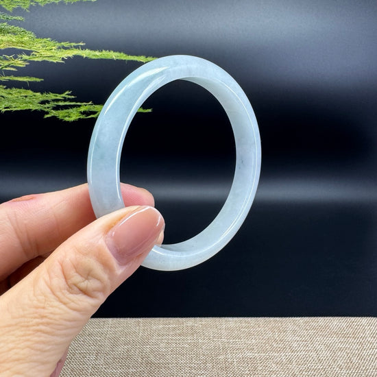 Genuine Burmese Green Jade Jadeite Bangle Bracelet ( 59.4mm )