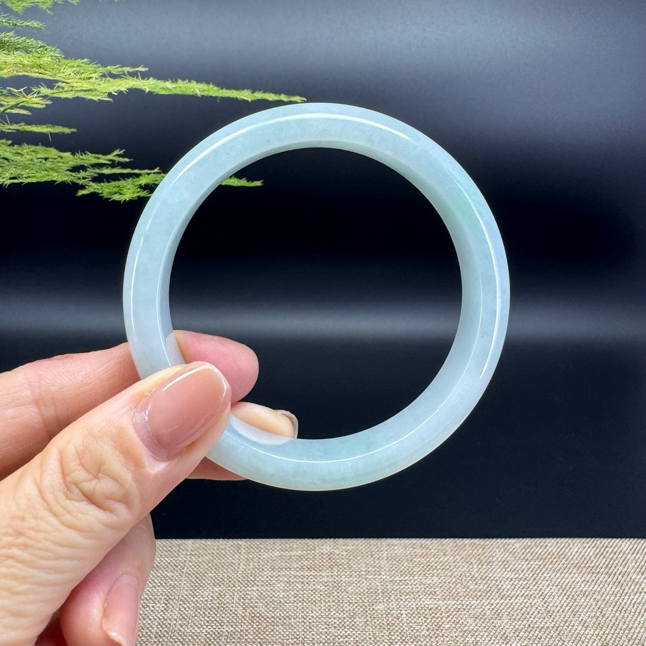 Genuine Burmese Green Jade Jadeite Bangle Bracelet ( 59.2mm )