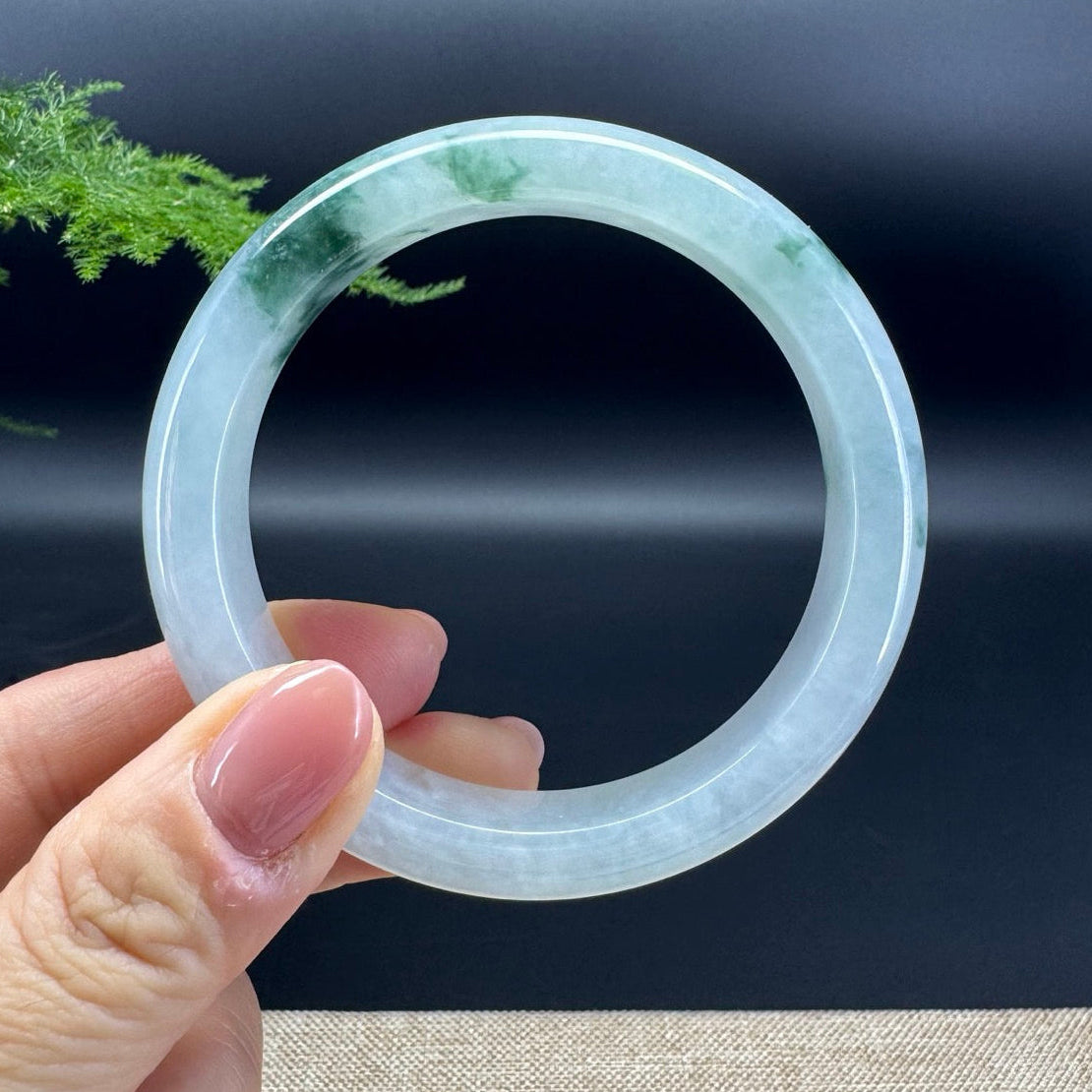 Genuine Burmese Green Jade Jadeite Bangle Bracelet ( 58.3mm )