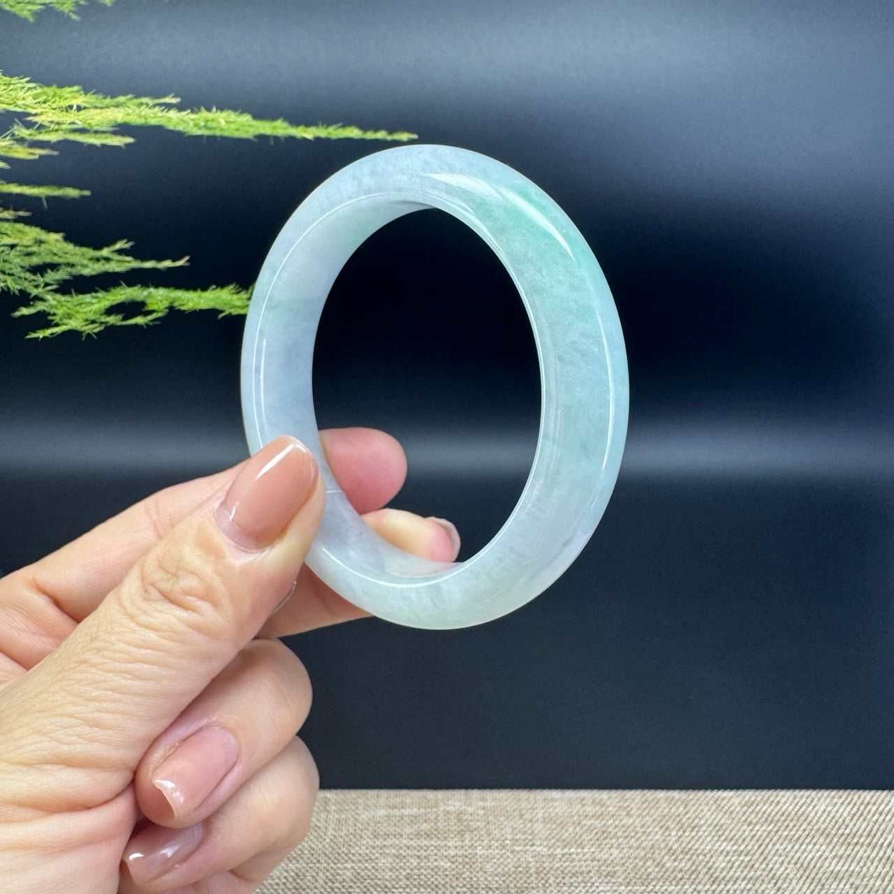 Genuine Burmese Green Jade Jadeite Bangle Bracelet ( 52.7mm )