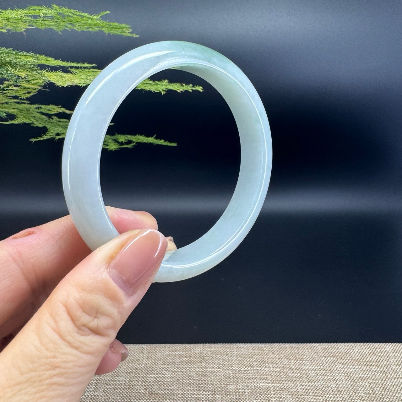 Genuine Burmese White Green Jade Jadeite Bangle Bracelet ( 59.3mm )