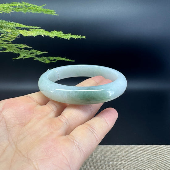 Genuine Burmese White Green Jade Jadeite Bangle Bracelet ( 59.3mm )