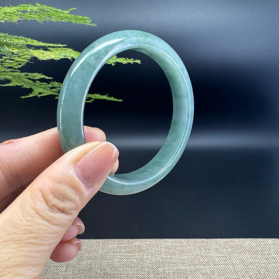 Genuine Burmese Green Jadeite Jade Bangle Bracelet ( 59.3mm )