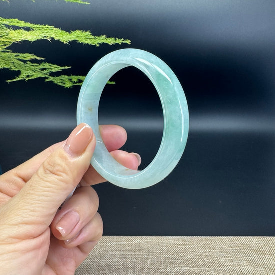 Genuine Burmese Green Jade Jadeite Bangle Bracelet ( 52.1mm )