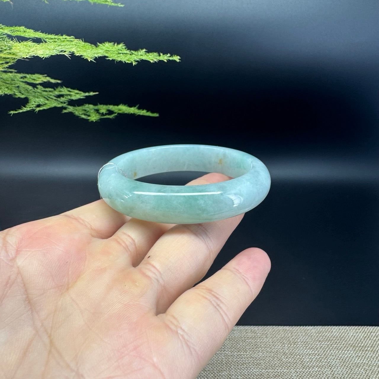 Genuine Burmese Green Jade Jadeite Bangle Bracelet ( 52.1mm )