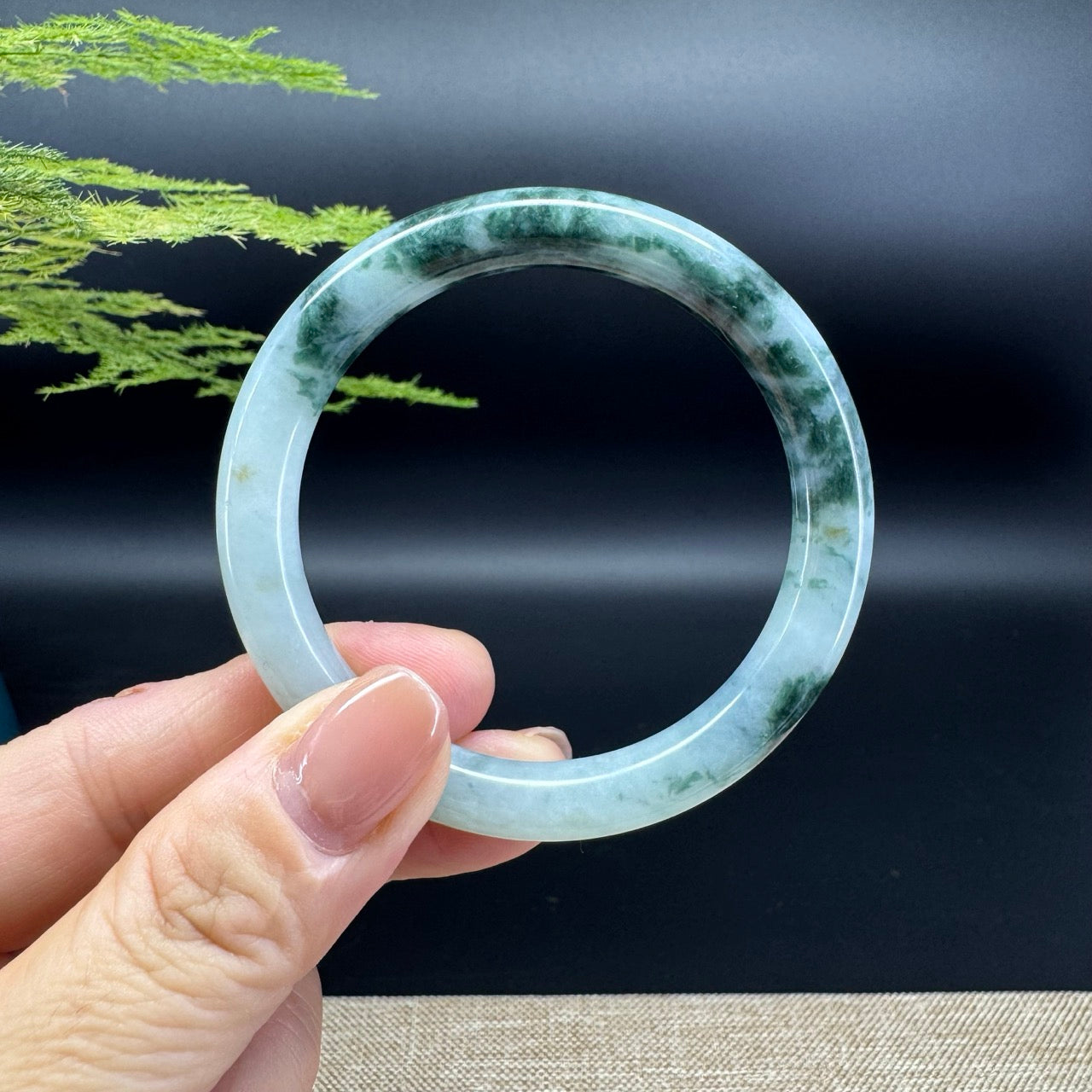 Genuine Burmese Green Jade Jadeite Bangle Bracelet ( 51.3mm )