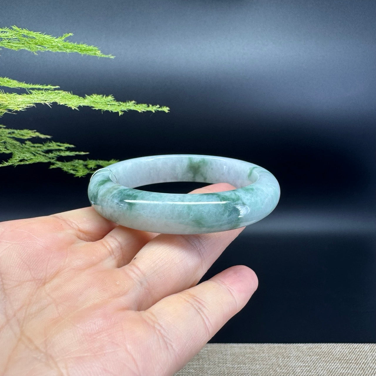 Genuine Burmese Green Jade Jadeite Bangle Bracelet ( 53.7mm )