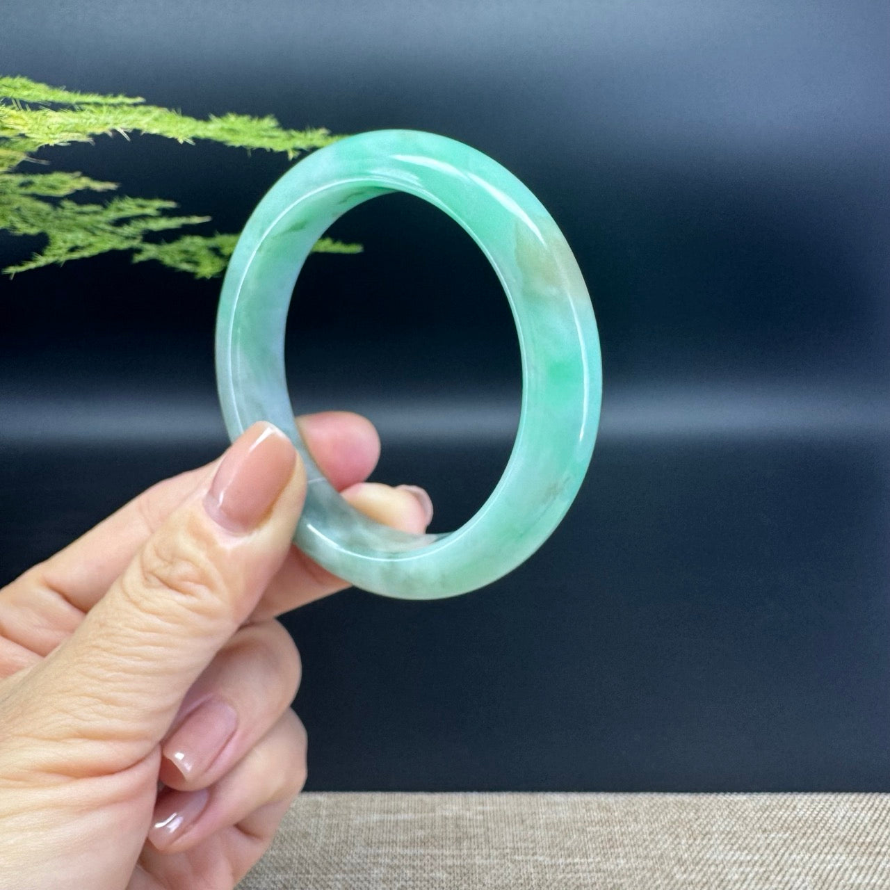 High end Genuine Burmese Apple Green Jade Jadeite Bangle Bracelet ( 54.6mm )