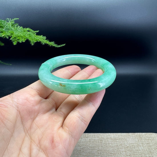 Genuine Burmese Spicy Green Jade Jadeite Bangle Bracelet (53.6mm)