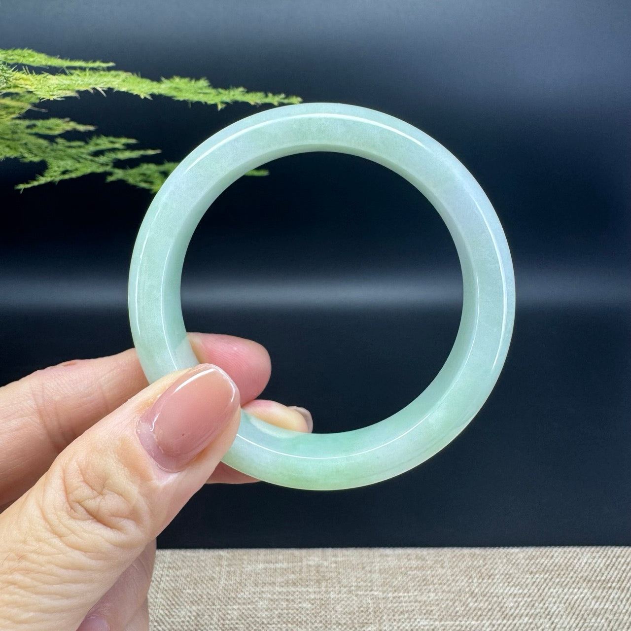 Genuine Burmese Green Jade Jadeite Bangle Bracelet ( 53.3mm )