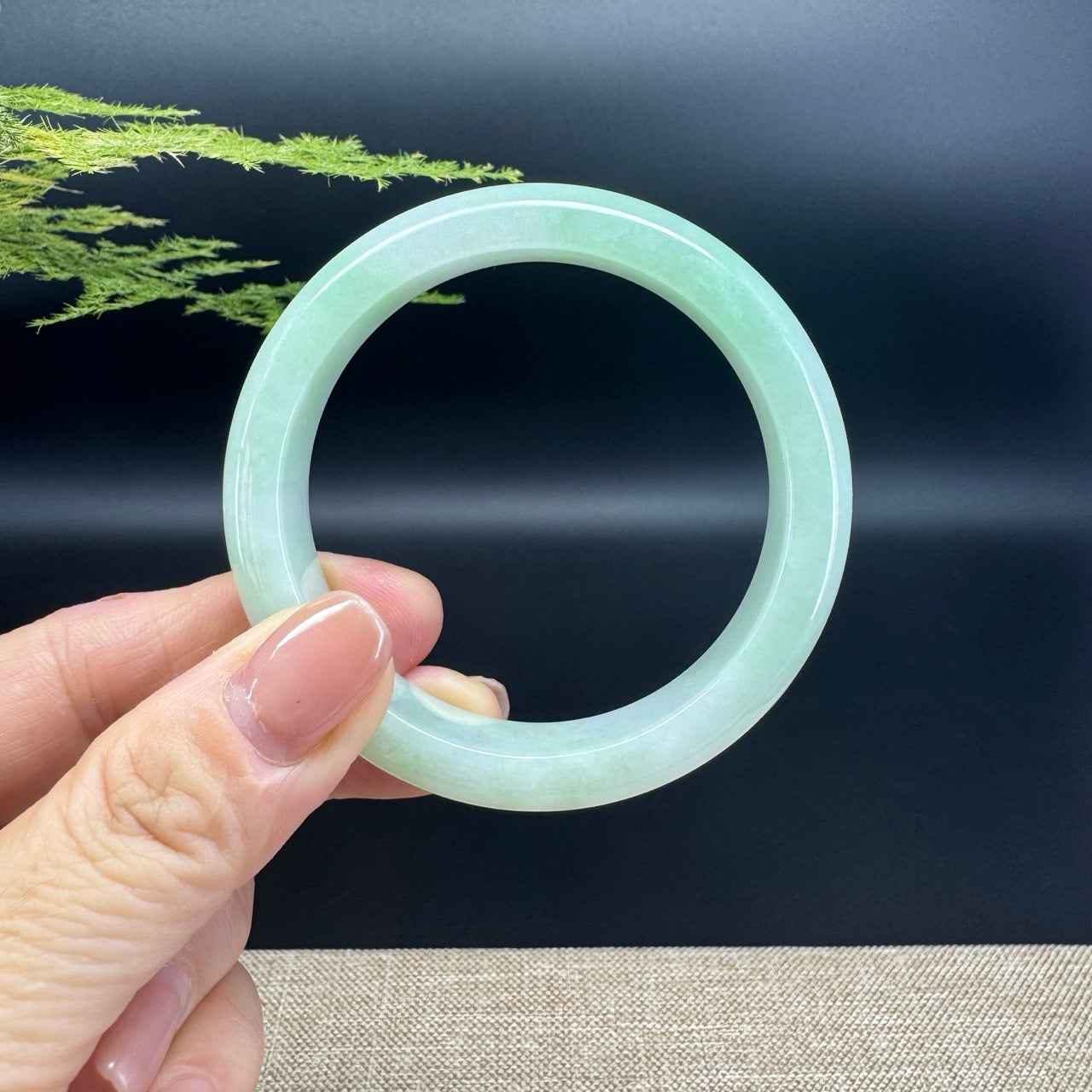 Genuine Burmese Green Jade Jadeite Bangle Bracelet ( 53.3mm )
