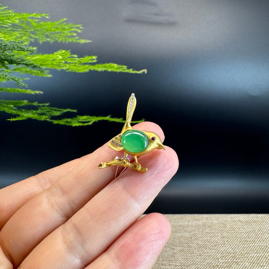 RealJade® "Lucky Bird Oval Jade" 18k Yellow Gold Green Jade Classic Pendant Necklace