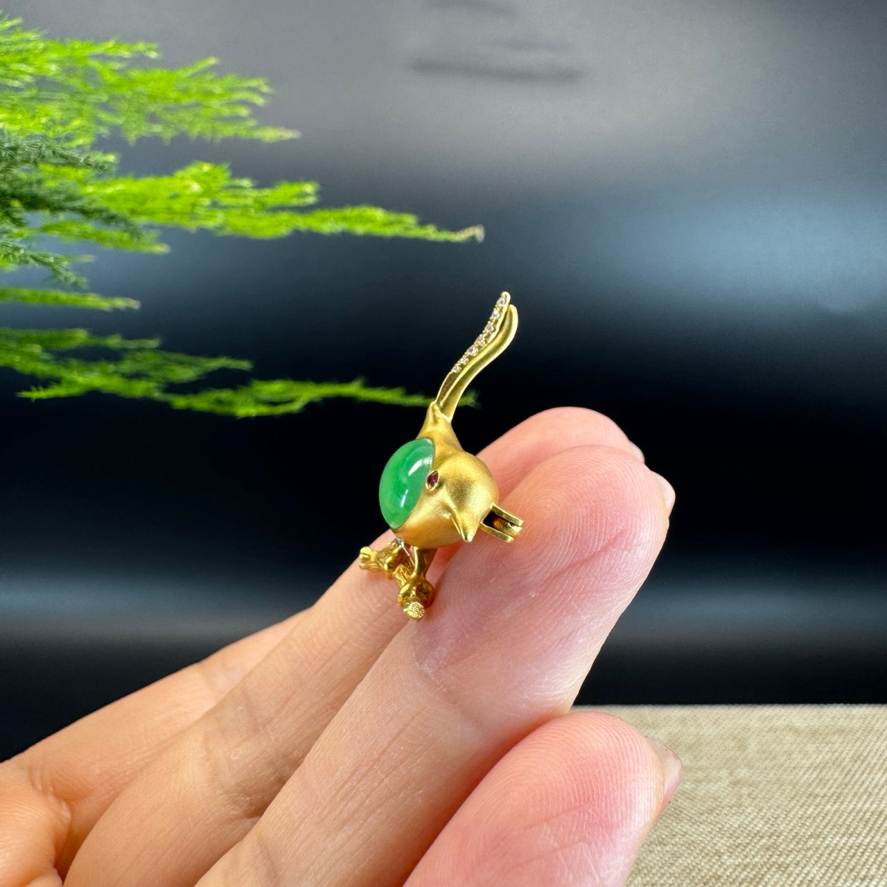 RealJade® "Lucky Bird Oval Jade" 18k Yellow Gold Green Jade Classic Pendant Necklace