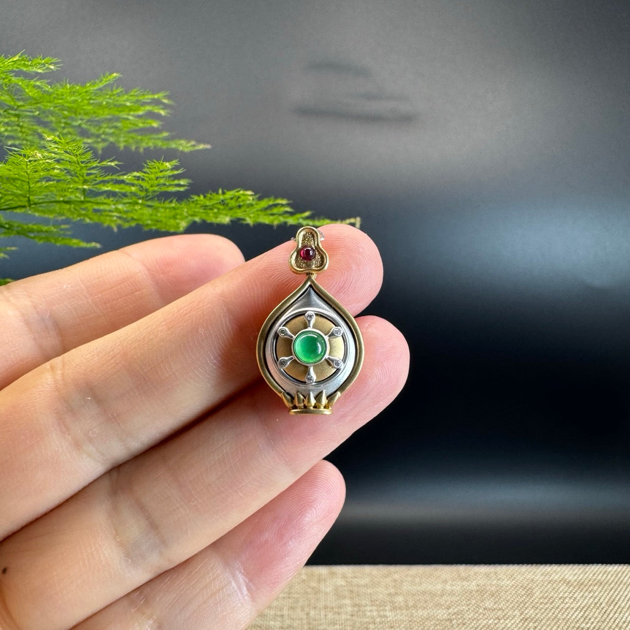 RealJade® Droplet Oval Clock Green Jade Diamonds Classic Pendant Necklace