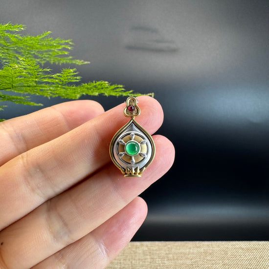 RealJade® Droplet Oval Clock Green Jade Diamonds Classic Pendant Necklace