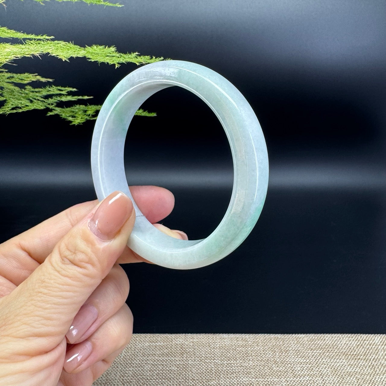 Genuine Burmese Green Jade Jadeite Bangle Bracelet ( 54.8mm )