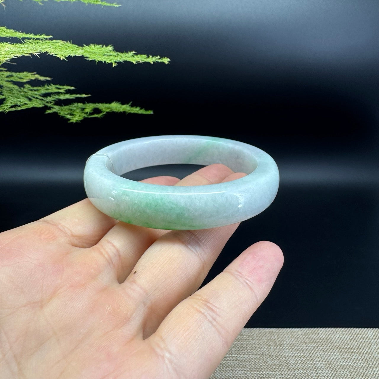 Genuine Burmese Green Jade Jadeite Bangle Bracelet ( 54.8mm )